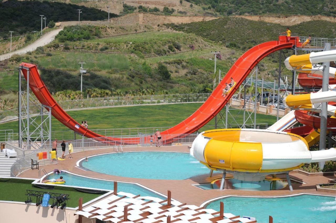 Gold 1+1 In Free Aquapark Willa Alanya